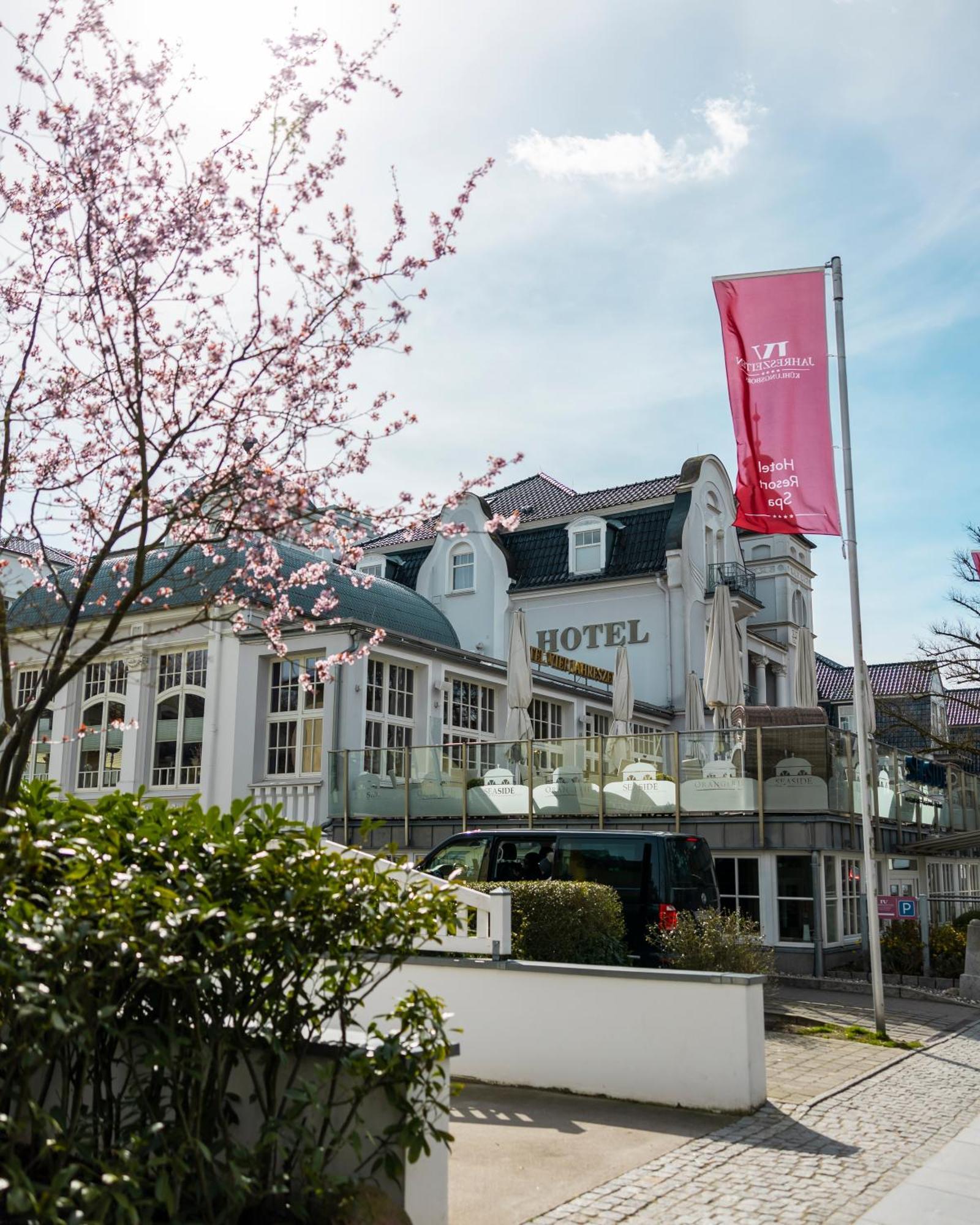Hotel IV Jahreszeiten Kuehlungsborn Exterior photo